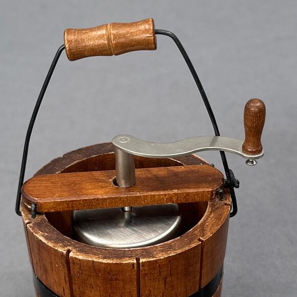 VTG Pleasant Company 1998 Ice King Miniature Ice Cream Maker American Girl Doll - Picture 5 of 16